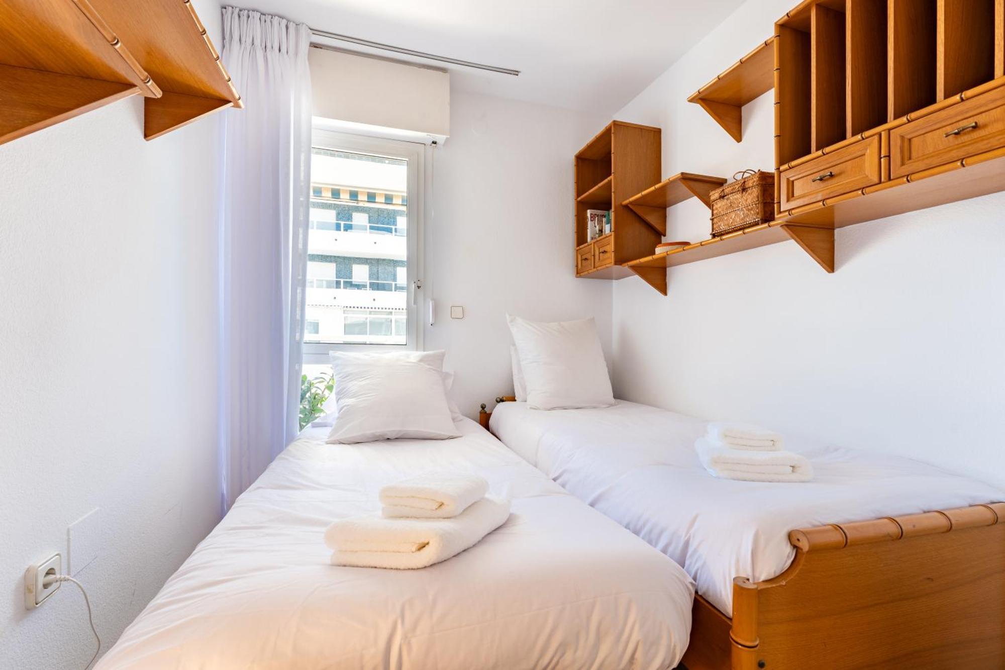 Tropico Carihuela View & Parking Apartment Torremolinos