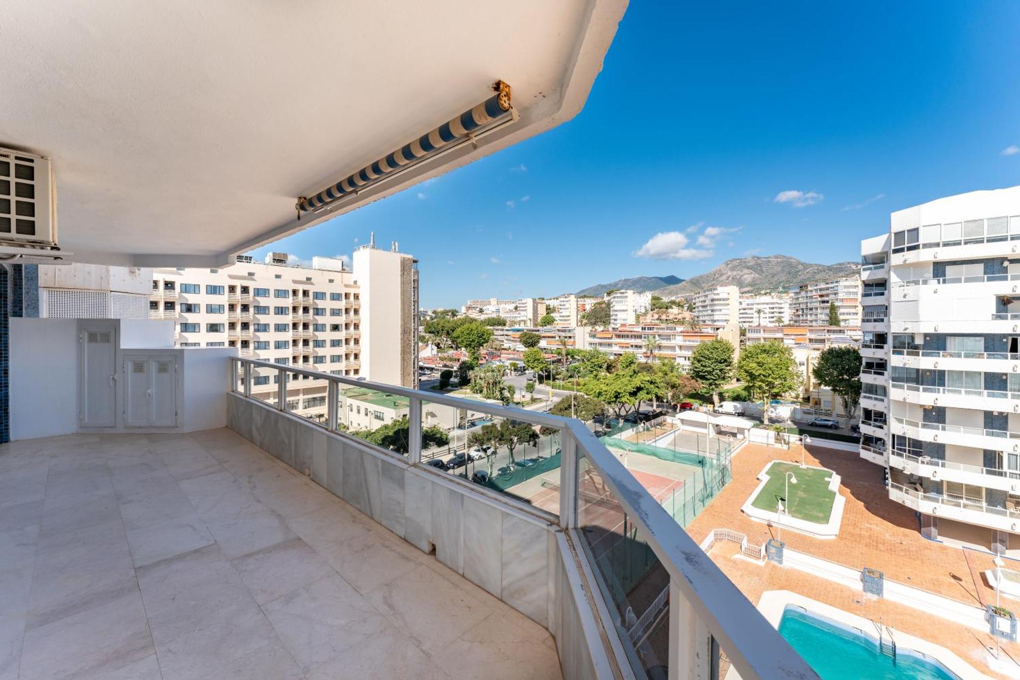 Apartment Tropico Carihuela View & Parking *